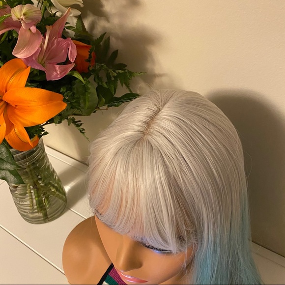 Silver to blue ombré bang straight wig - Picture 3 of 10